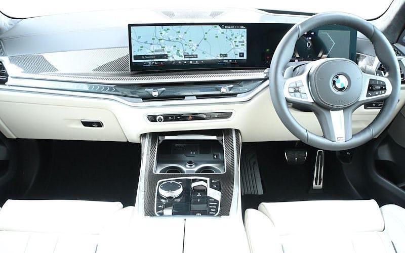 New BMW X7 M Sport 381 HP (280 kW) 2026 SUV