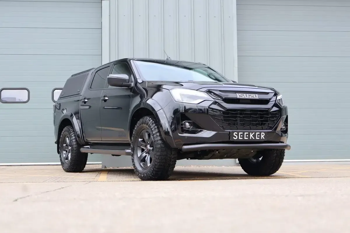 New Isuzu D-Max 2026 Black Pickup