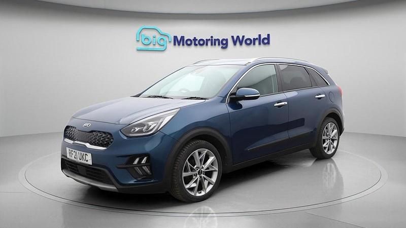 Used Kia Niro 139 HP (102 kW) 2021 Blue SUV