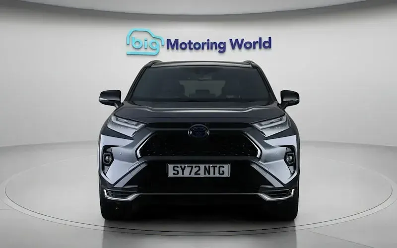Usado Toyota RAV4 306 HP (225 kW) 2022 Cinzento SUV