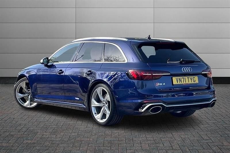 Used Audi RS4 Design 450 HP (330 kW) 2021 Blue Estate