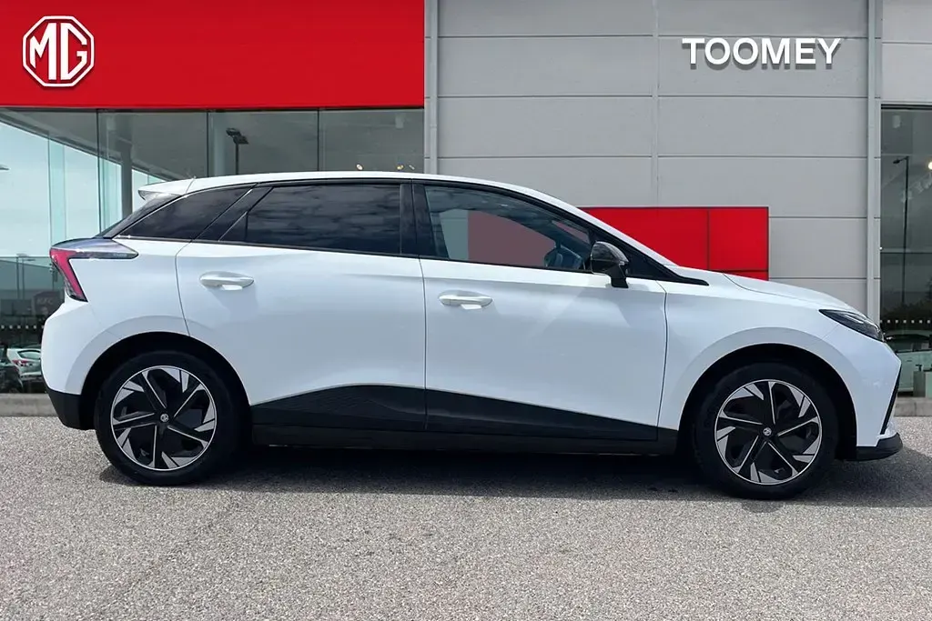 Used MG MG4 EV 319 kW (435 HP) 2022 Hatchback