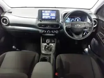 Used Hyundai Kona SE 120 HP (88 kW) 2023 Red SUV