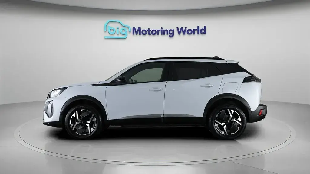 Second-hand Peugeot 2008 Allure 130 CP (95 kW) 2023 Alb SUV