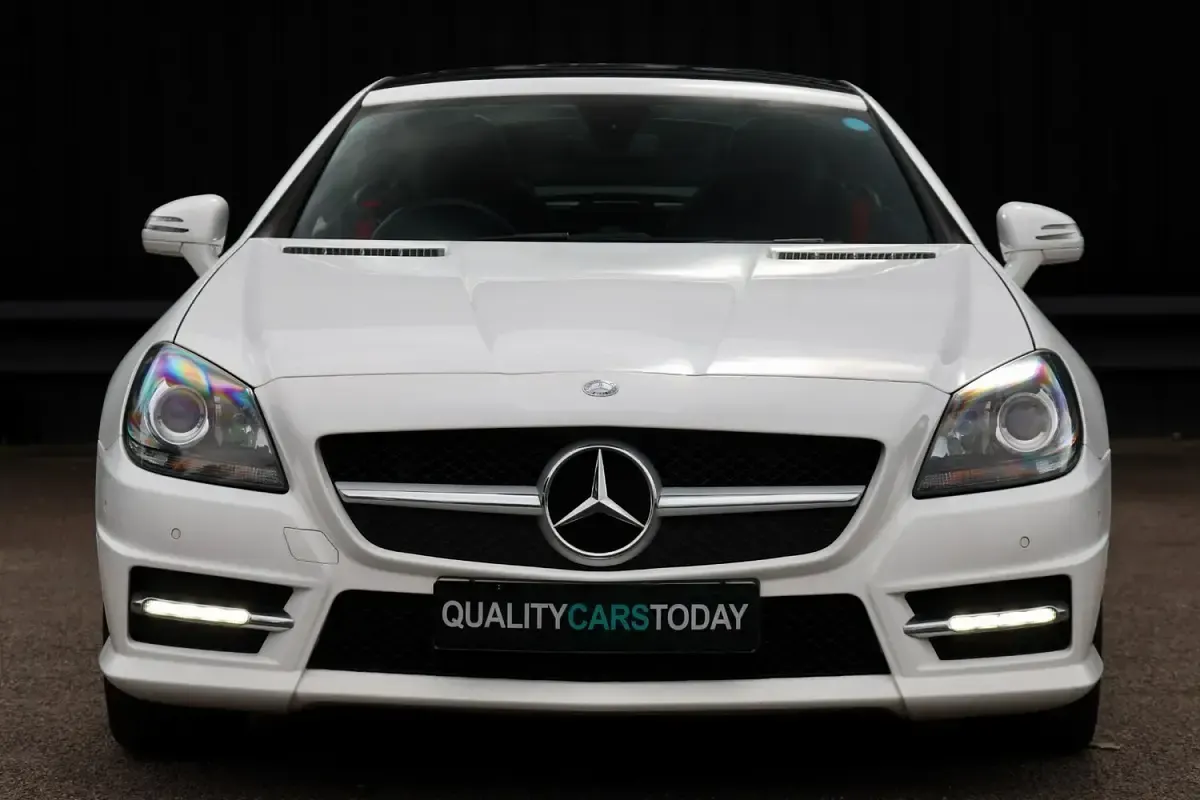 Used Mercedes SLK200 AMG 2016 White Cabriolet