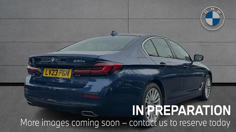 Used BMW 530e Sport Line 288 HP (211 kW) 2023 Blue