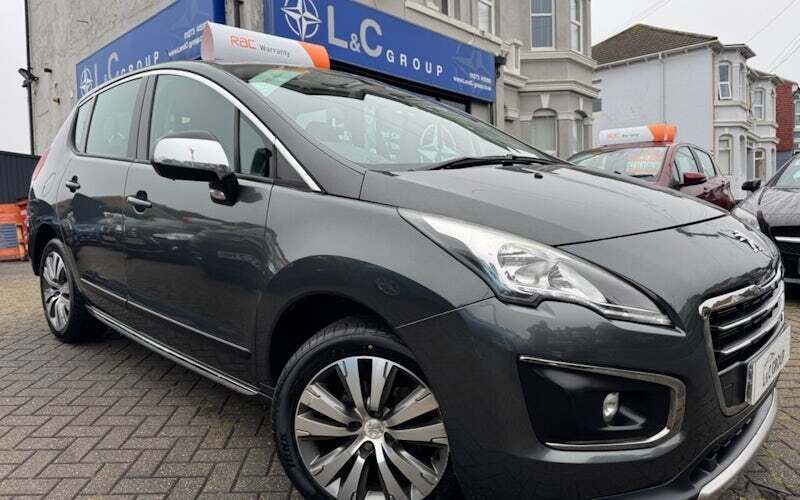 Used 2016 Peugeot 3008 Active Estate | £5,490 (Good price) - Image 1/4