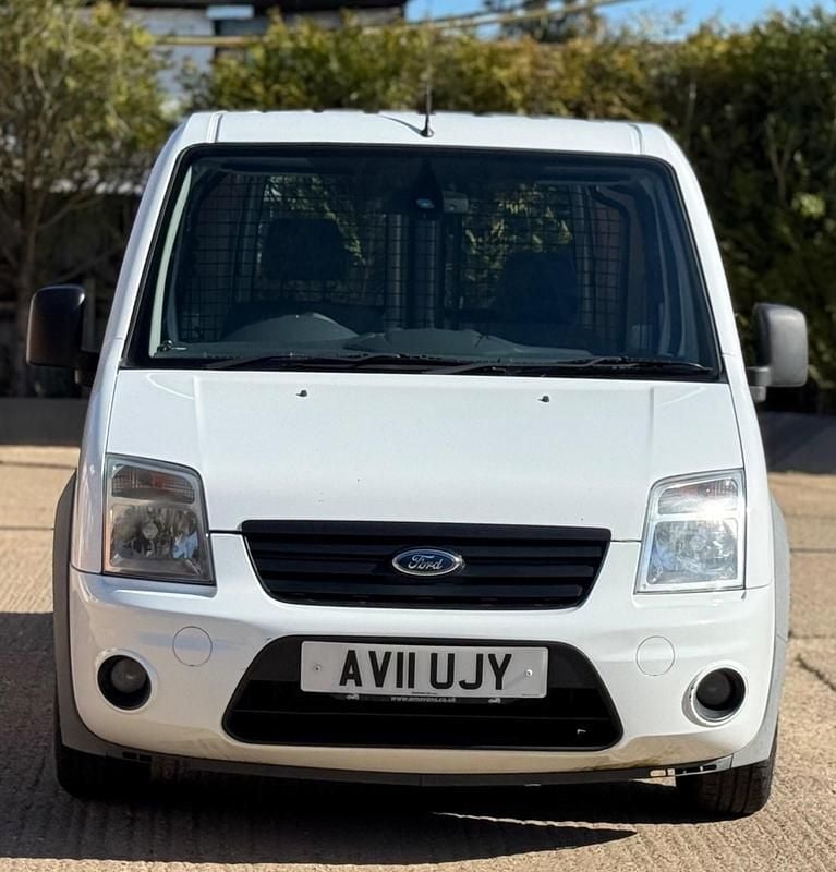 Usado Ford Transit Connect Trend 110 HP (80 kW) 2011 Branco Monovolume