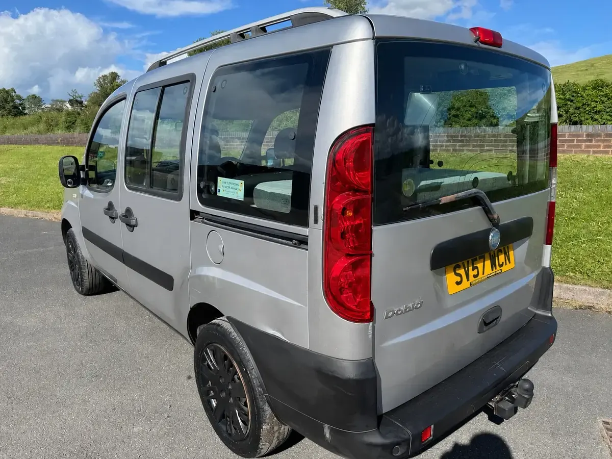Used Fiat Doblò Active 77 HP (56 kW) 2007 Grey MPV