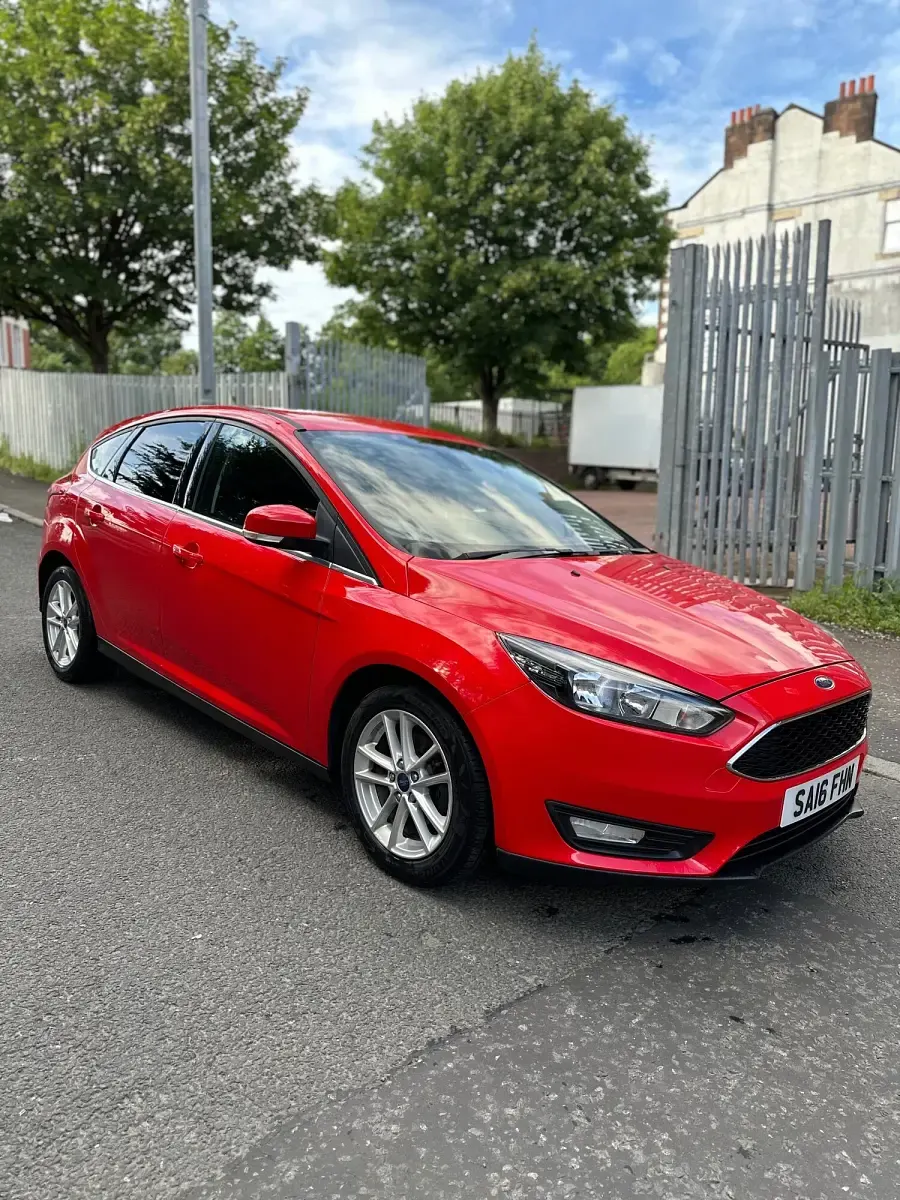Used Ford Focus Zetec 2016 Red Hatchback