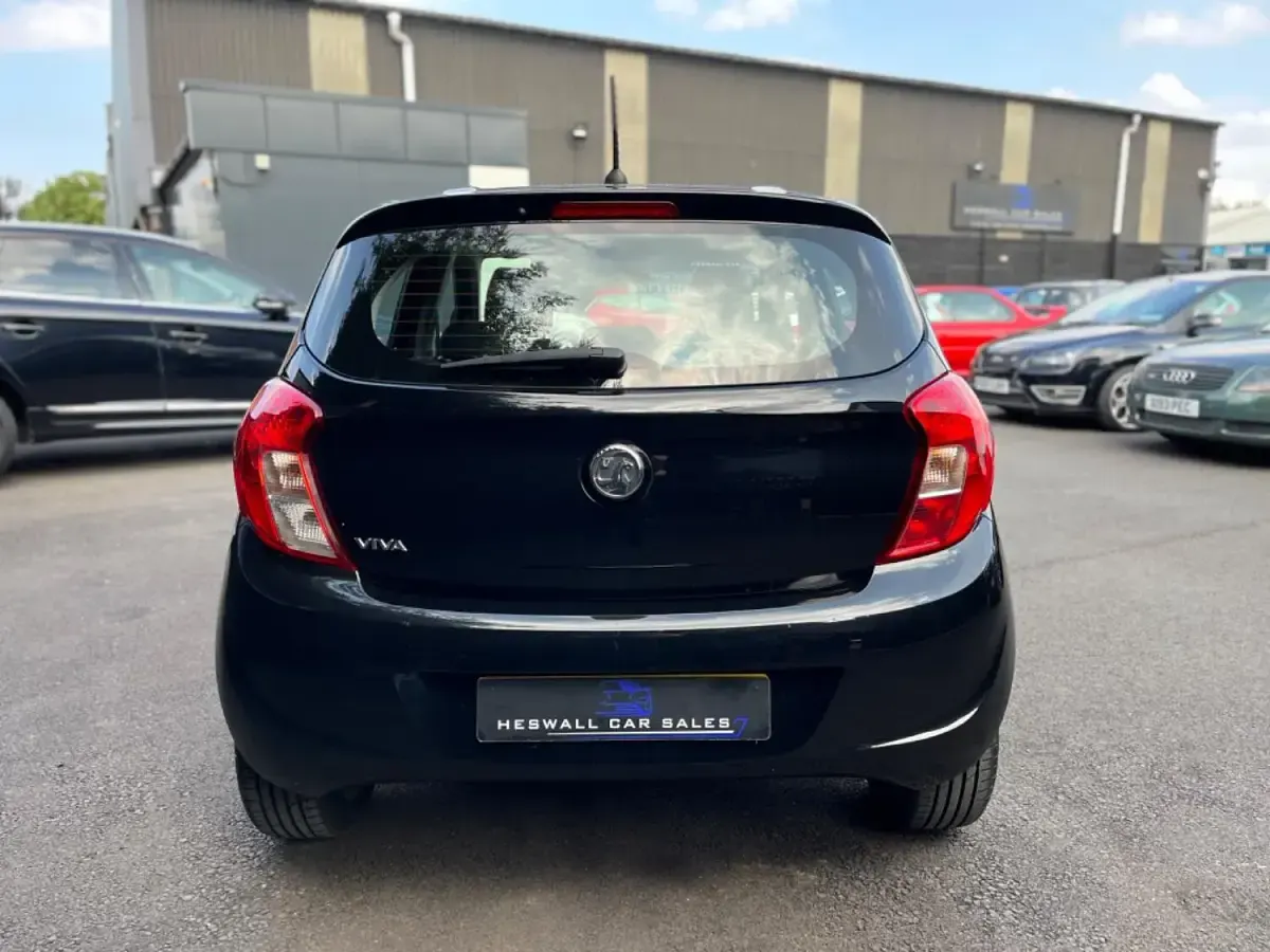 Used Vauxhall Viva 73 HP (53 kW) 2018 Black Hatchback