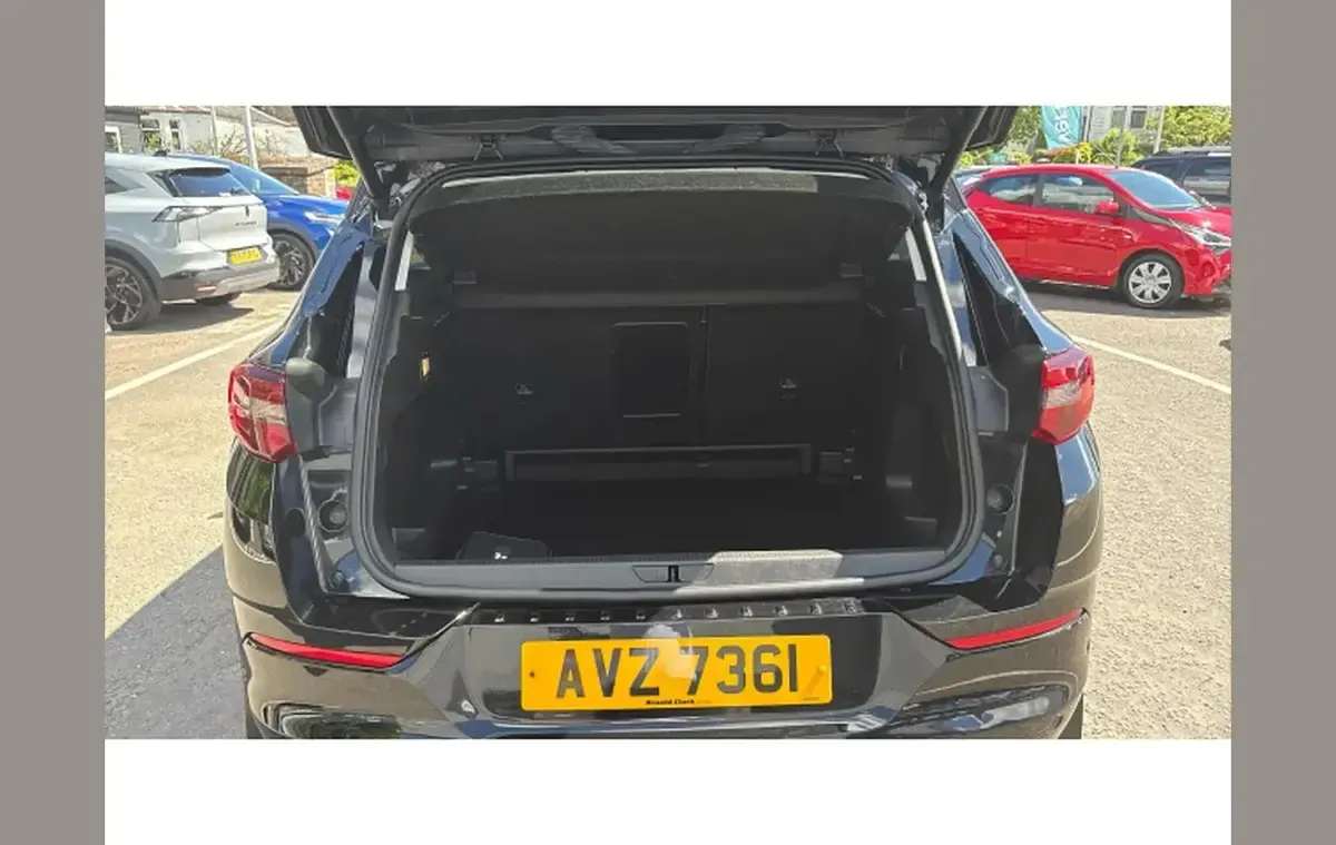 Used Vauxhall Grandland X Ultimate 130 HP (95 kW) 2022 Black SUV