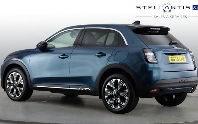 New Fiat 600 La Prima 101 HP (74 kW) 2025 Green SUV