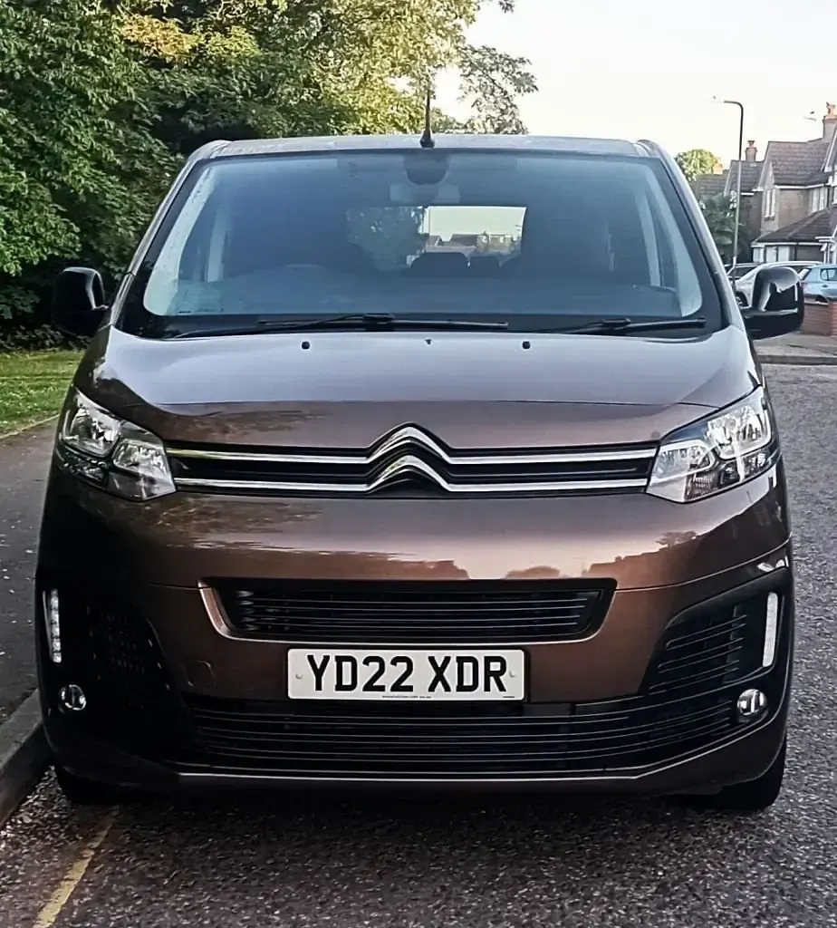 Used Citroën Spacetourer Feel 120 HP (88 kW) 2022 Brown MPV