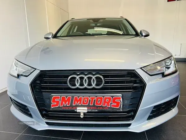 Used Audi A4 147 HP (108 kW) 2018 Silver Estate