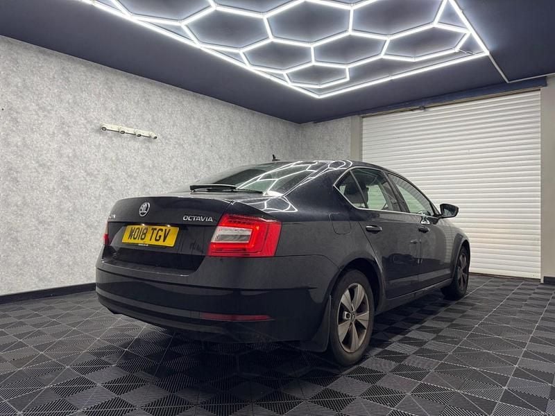 Used Skoda Octavia SE Technology 2018 Black Hatchback