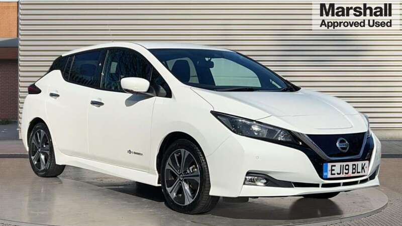 White Used 2019 Nissan Leaf N-Connecta Hatchback | £9,180 (Fair price) - Image 1/4