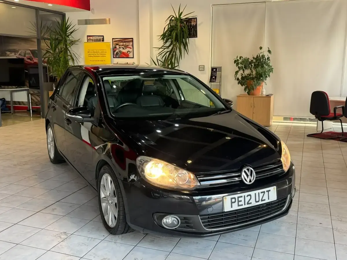 Used VW Golf VII GT 140 HP (102 kW) 2012 Black Hatchback