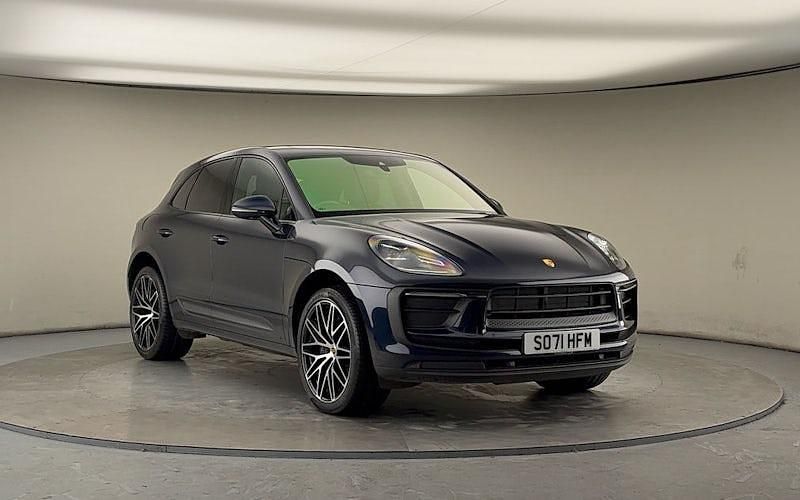 Used 2025 Porsche Macan SUV | £39,700 - Image 1/4