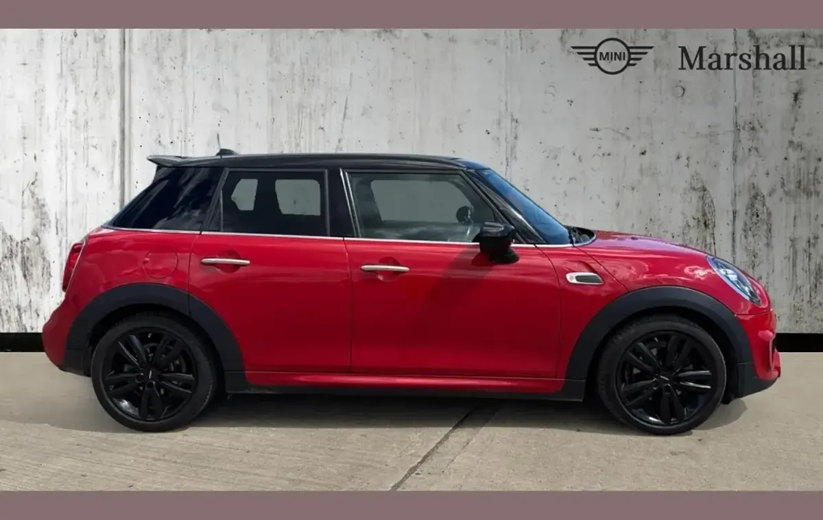 Used Mini Cooper Sport 134 HP (98 kW) 2020 Red Hatchback