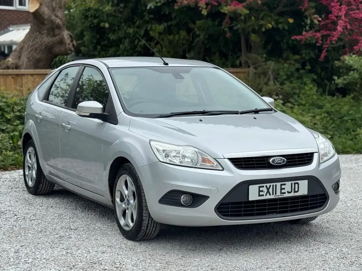 Usado Ford Focus Sport 2011 Prateado Citadino