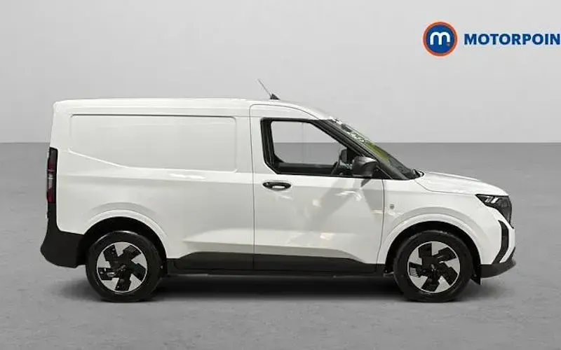 New Ford Transit Courier Trend 100 kW (136 HP) 2025 Van