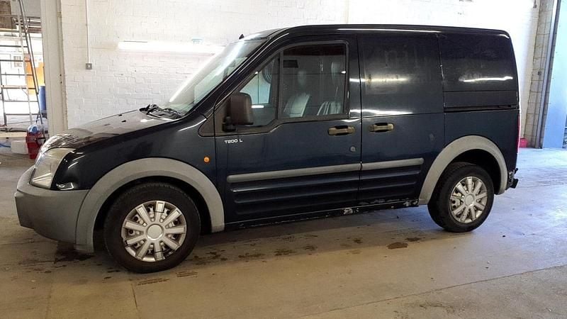 Used Ford Transit 75 HP (55 kW) 2005 Green Van
