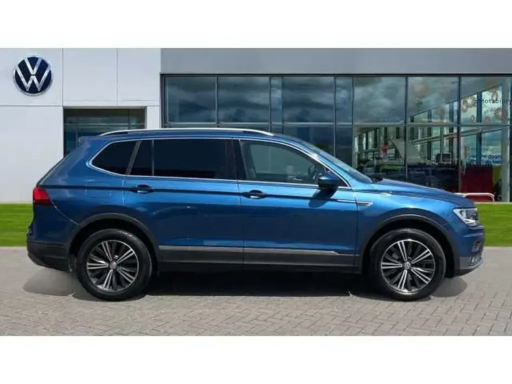 Used VW Tiguan SE 150 HP (110 kW) 2019 Blue silk metallic SUV