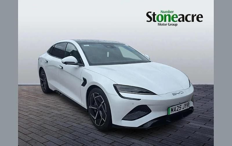 White Used 2025 BYD Seal Design Sedan | £33,995 - Image 1/2