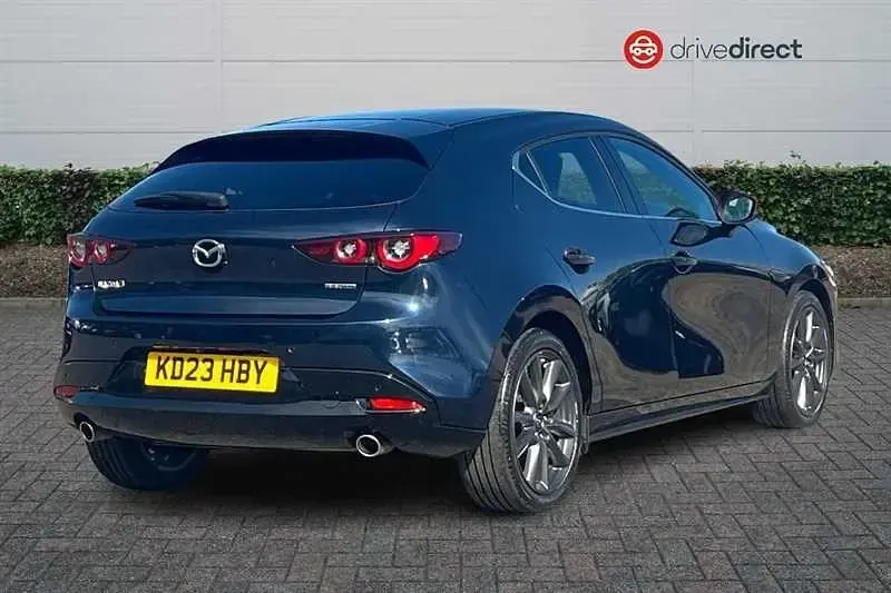 Usado Mazda 3 Inclusive 2023 Azul Citadino