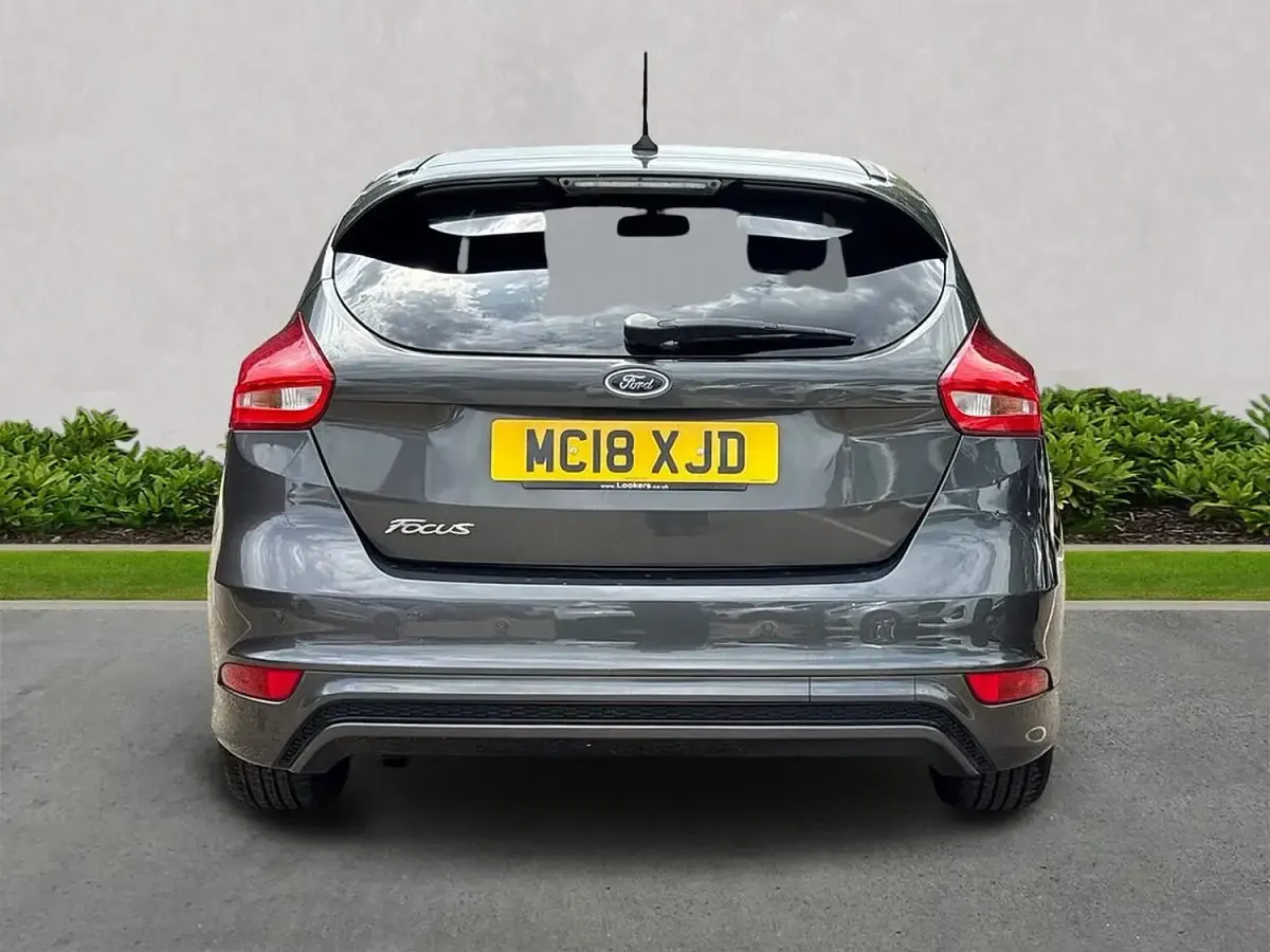 Used Ford Focus ST-Line 120 HP (88 kW) 2018 Black Hatchback