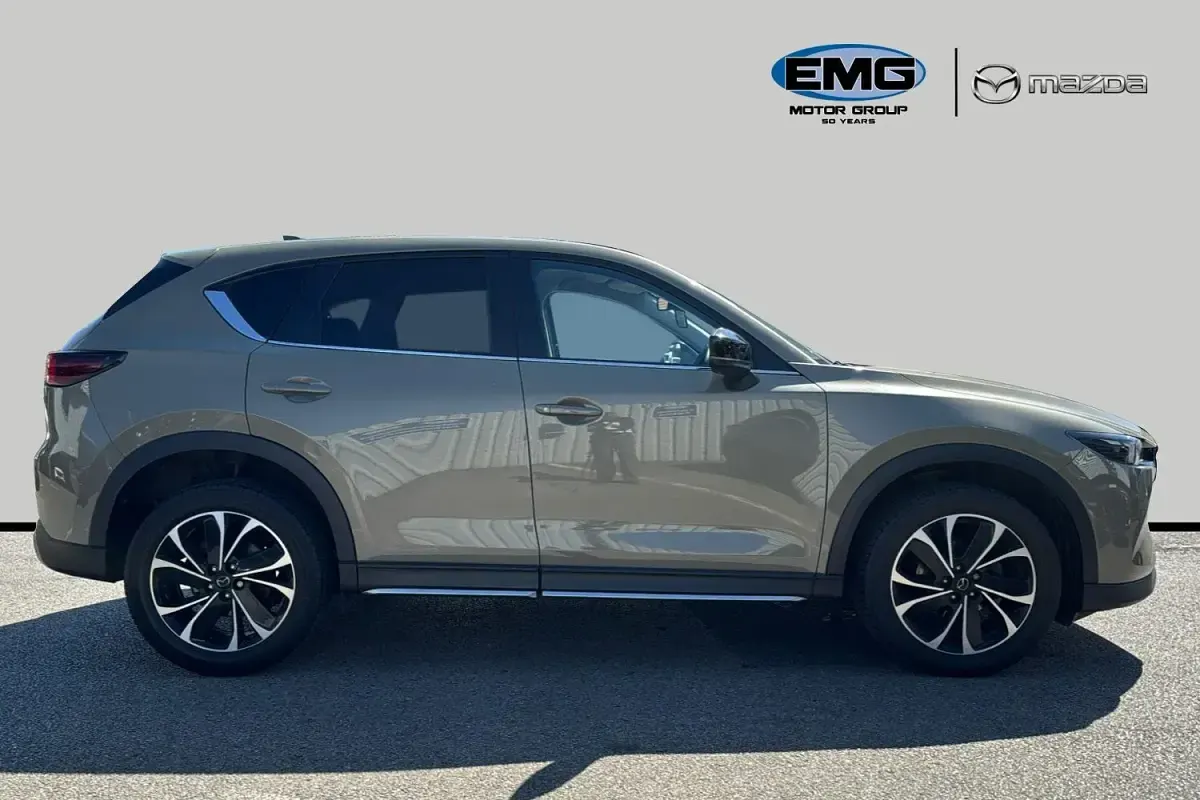 Second-hand Mazda 6 Newground 165 CP (121 kW) 2023 Maro SUV