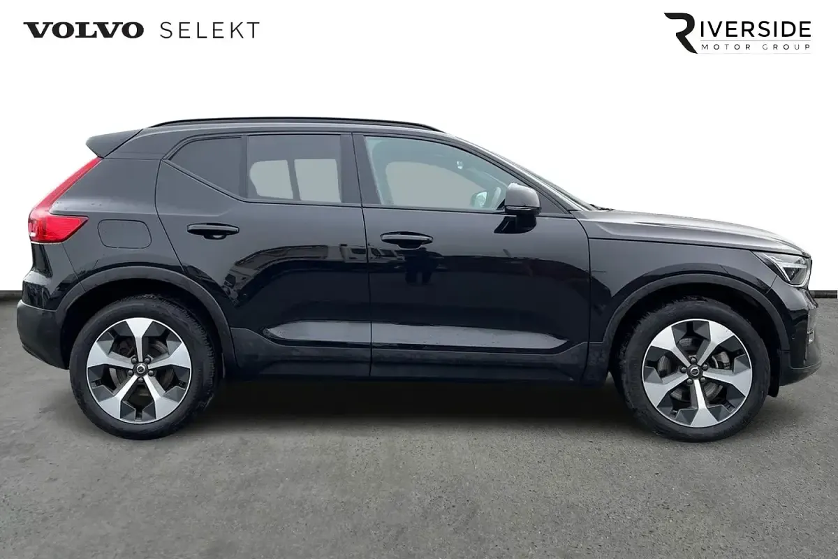 Usado Volvo XC40 Plus 2023 Negro SUV