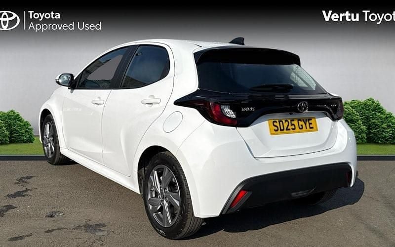 Used Toyota Yaris Hybrid 116 HP (85 kW) 2026 Hatchback