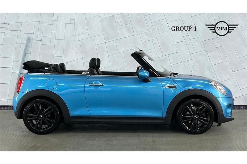 Used Mini Cooper Cabriolet Chili 136 HP (100 kW) 2017 Blue Cabriolet