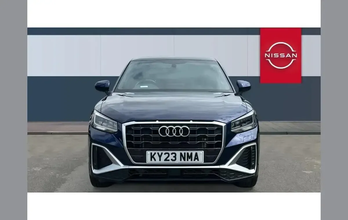Used Audi Q2 S-Line 150 HP (110 kW) 2023 Blue SUV