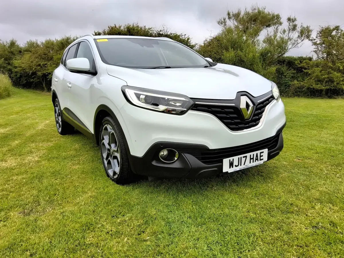 Used Renault Kadjar Dynamique 110 HP (80 kW) 2017 White SUV