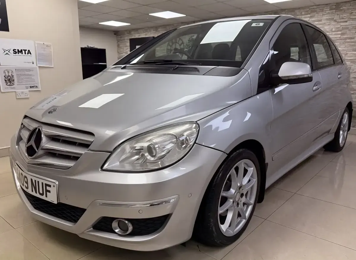 Used Mercedes B170 2009 Silver MPV
