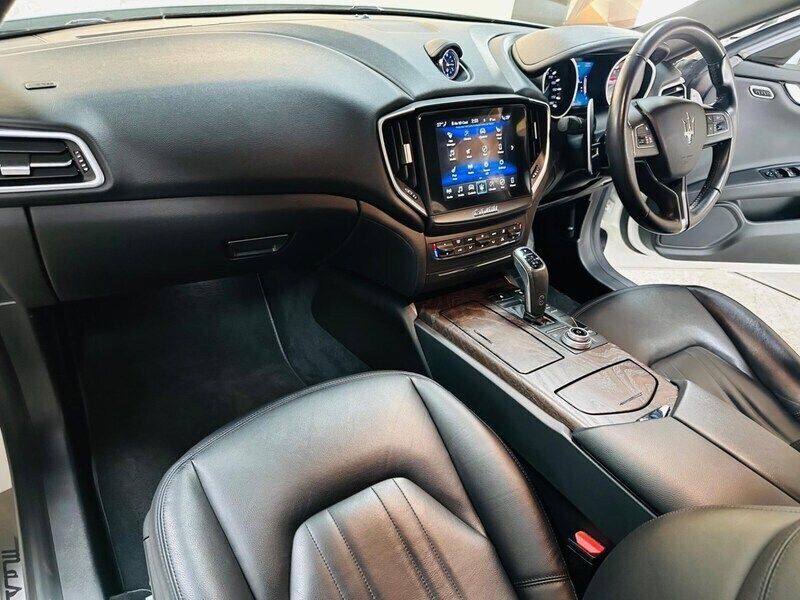 Used Maserati Ghibli 349 HP (256 kW) 2019 White Coupe
