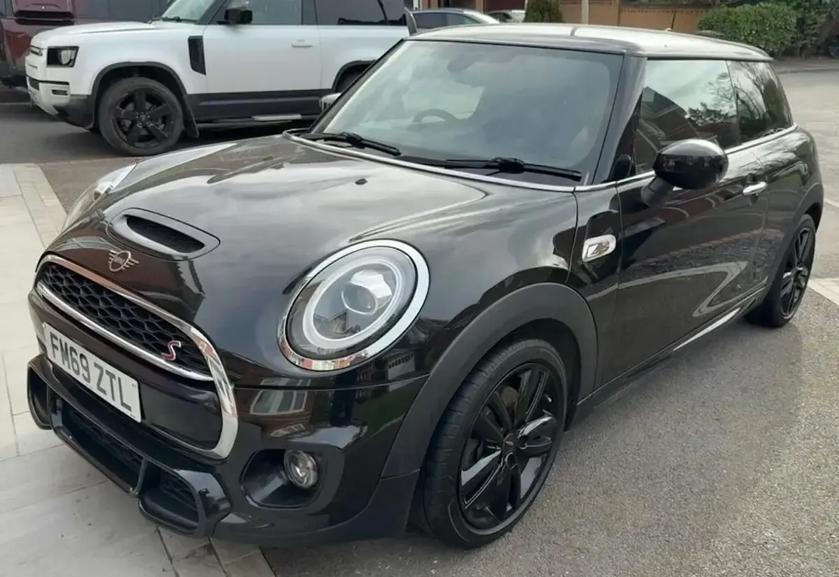 Usado Mini Cooper S Hatch 2020 Preto Citadino