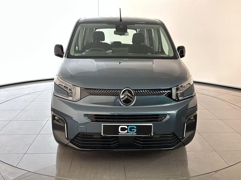 Usado Citroën e-Berlingo 98 kW (134 HP) 2024 Azul Monovolume