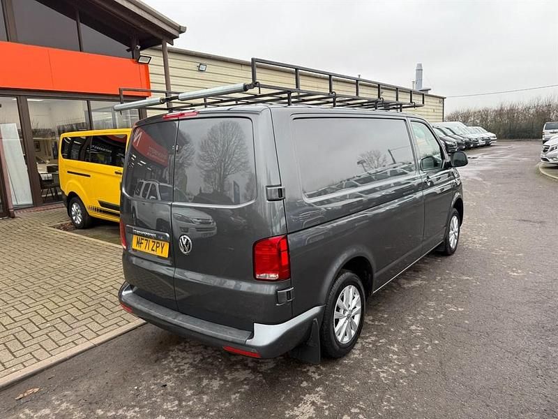 Usado VW Transporter Highline 2021 Cinzento Van