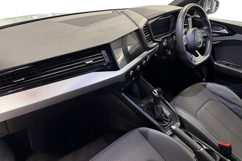 Used Audi A1 Black Edition 110 HP (80 kW) 2023 Silver SUV