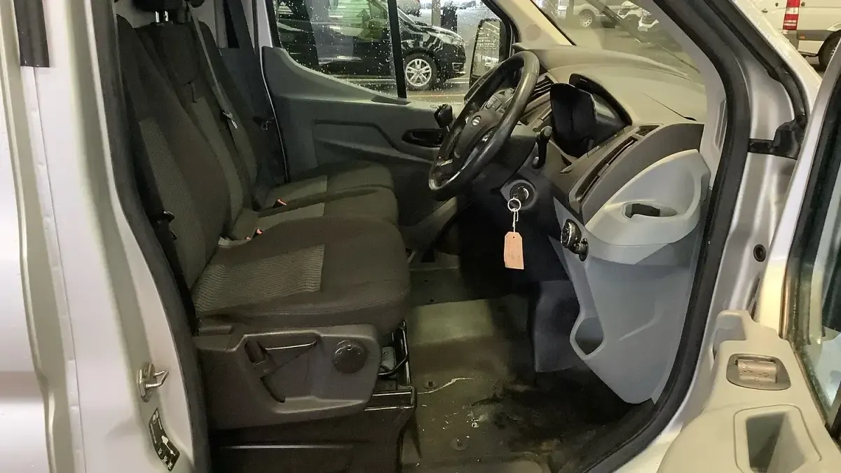 Used Ford Transit 130 HP (95 kW) 2017 Silver Van