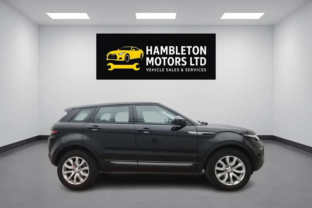 Used Land Rover Range Rover evoque SE 2016 Black Estate