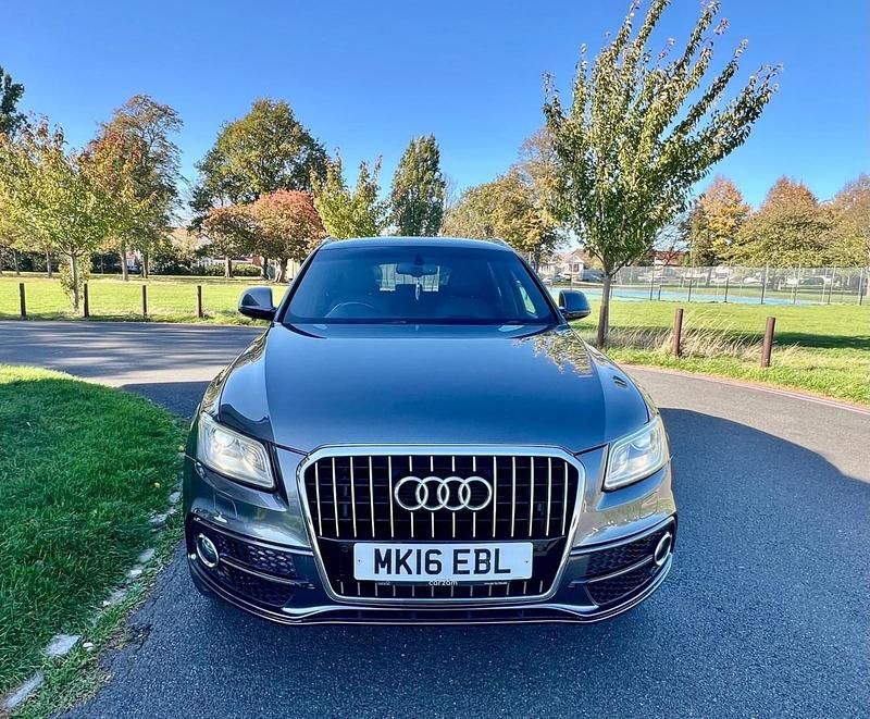 Grey Used 2016 Audi Q5 S-line plus SUV | £7,495 (Fair price) - Image 1/4