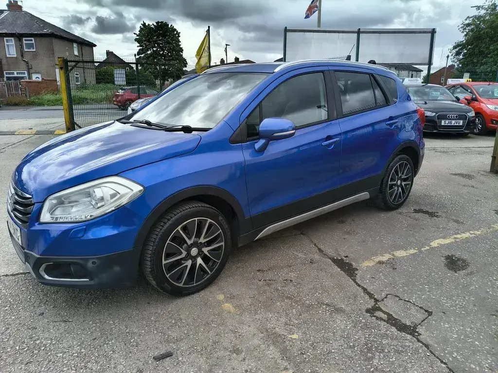 Used Suzuki SX4 S-Cross SZ5 120 HP (88 kW) 2015 Blue SUV