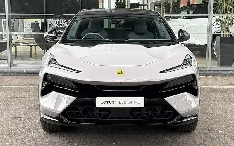 Used Lotus Eletre 450 kW (612 HP) 2026 SUV