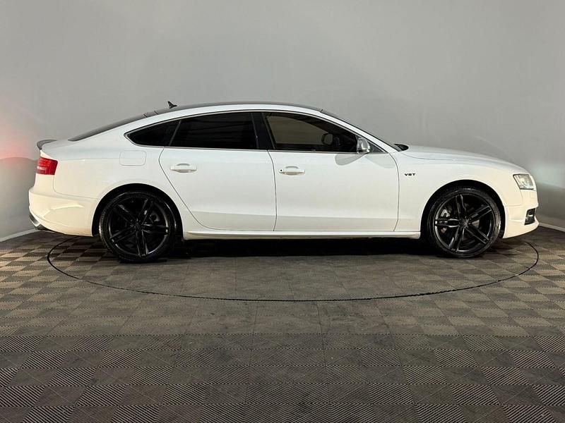 Usado Audi A5 Comfort 480 HP (353 kW) 2010 Branco Coupé