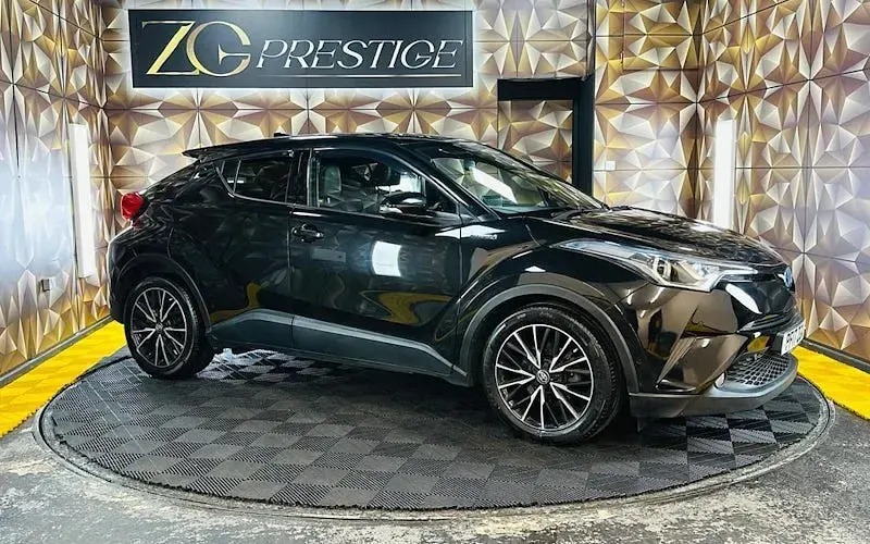 Second-hand Toyota C-HR 122 CP (89 kW) 2017 SUV